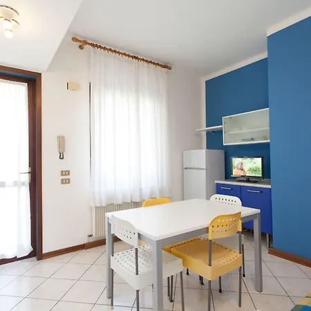 Aparthotel Valentina 3*