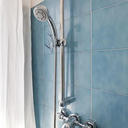 Valentina Aparthotel 3*